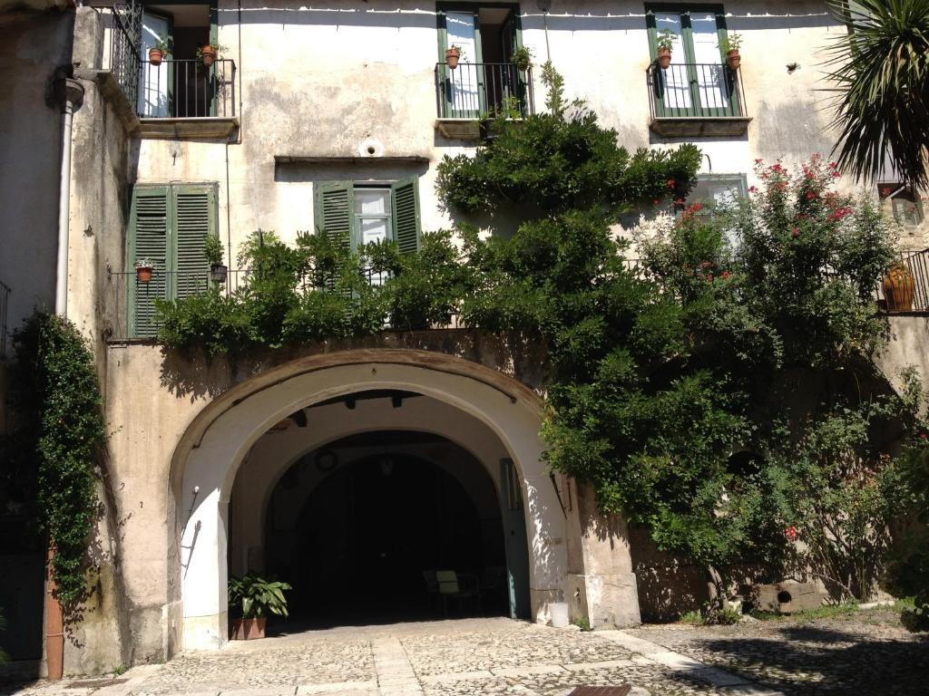 Agriturismo Mustilli SantʼAgata deʼ Goti Buitenkant foto